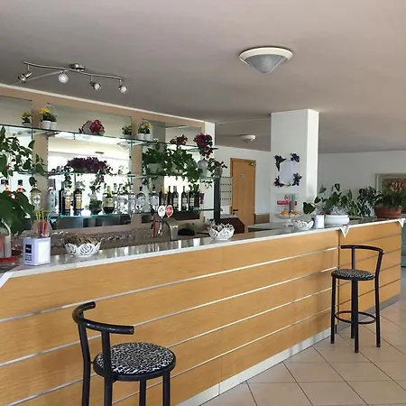 Kitty 酒店